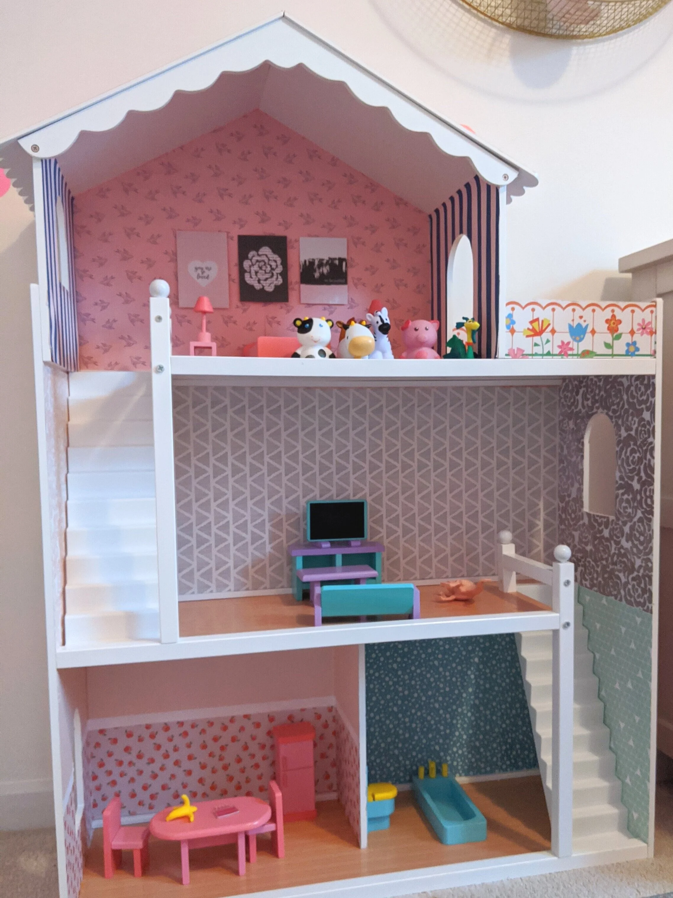 Dollhouse Makeover